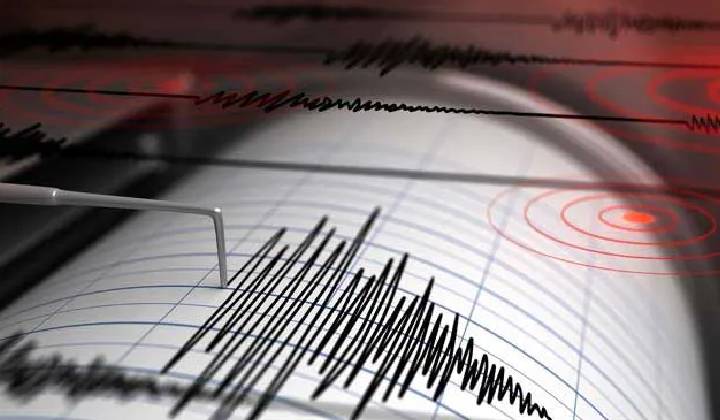 Earthquake: ఇండోనేషియాలో భారీ భూకంపం