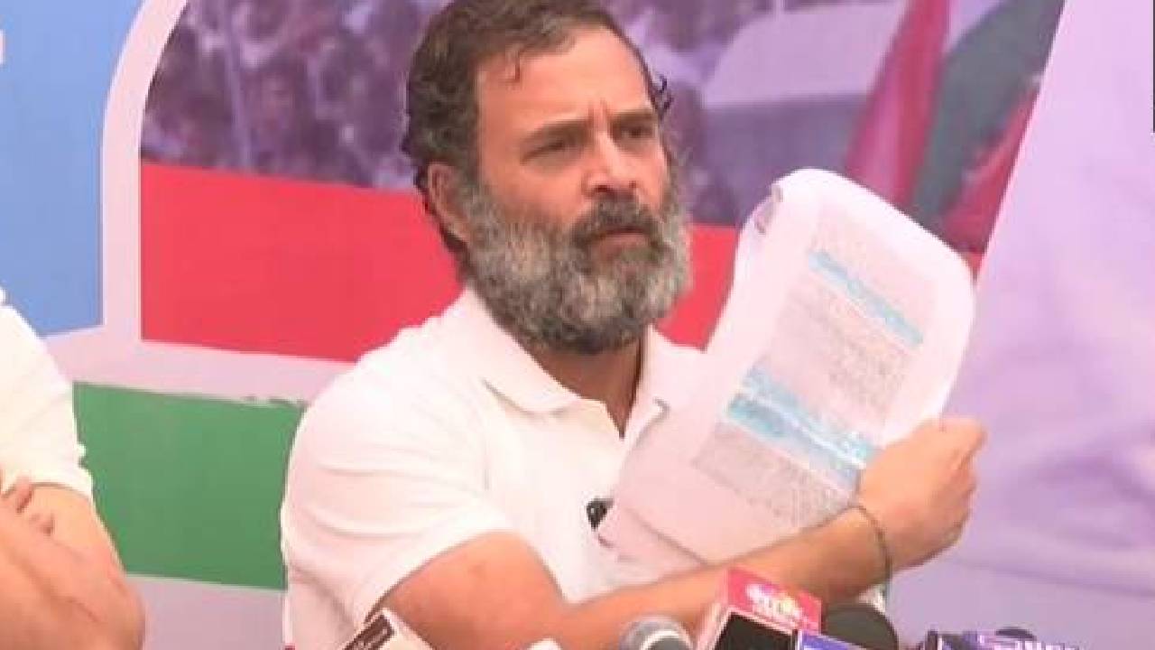 Rahul Ganghi : బ్రిటీషర్లకు సావర్కర్ సాయం చేశాడు.. రాహుల్ సంచలన వ్యాఖ్యలు