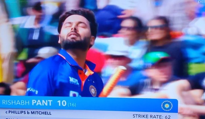 Team India: పంత్ మళ్లీ విఫలం.. ఆటాడుకుంటున్న సంజు ఫ్యాన్స్