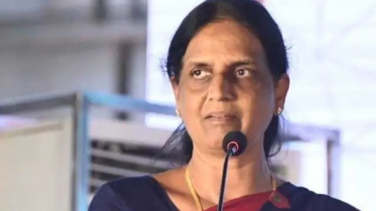 Nizam College Students : 50వద్దు మాకు 100కావాలని డిమాండ్ చేస్తున్న స్టూడెంట్లు