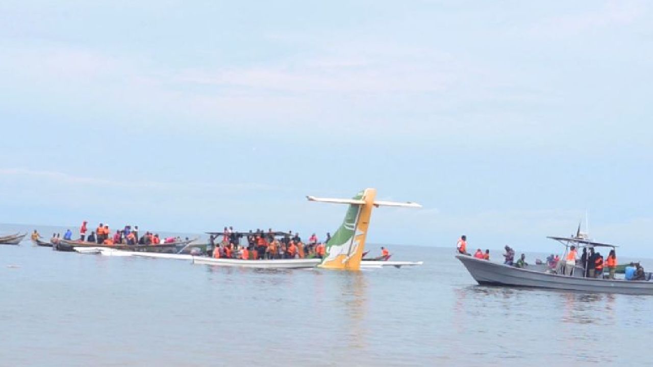 Plane Crash : టాంజానియాలో కూలిన విమానం.. 19మంది మృతి