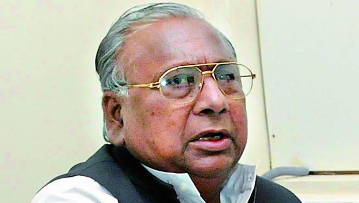 V.Hanumantha Rao: మోడీని నిలదీయడానికి అన్ని రాజకీయ పార్టీలను ఏకం చేస్తా..