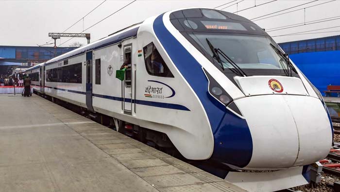 Vande Bharat Train : తెలంగాణలో పరుగుల పెట్టనున్న వందే భారత్‌ ట్రైన్‌