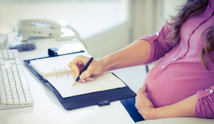 Maternity Leave To Students: విద్యార్థినులకు మాతృత్వ సెలవులు.. మహాత్మా గాంధీ యూనివర్సిటీ నిర్ణయం