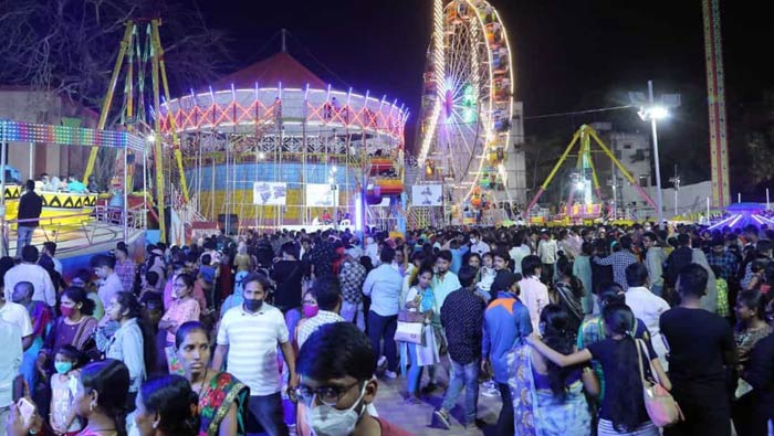 Numaish : నుమాయిష్‌కు అనుమతి ఇవ్వకండి.. హైకోర్టులో న్యాయవాది పిటిషన్‌