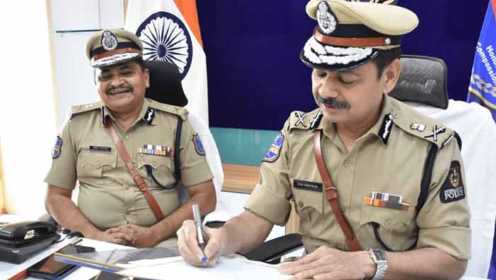 Devendra Singh Chauhan : రాచకొండ నూతన సీపీగా దేవేంద్ర సింగ్‌ చౌహాన్‌