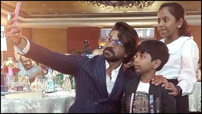 Ram Charan: గాల్వాన్ అమరవీరుడి పిల్లలతో చరణ్ సెల్ఫీ