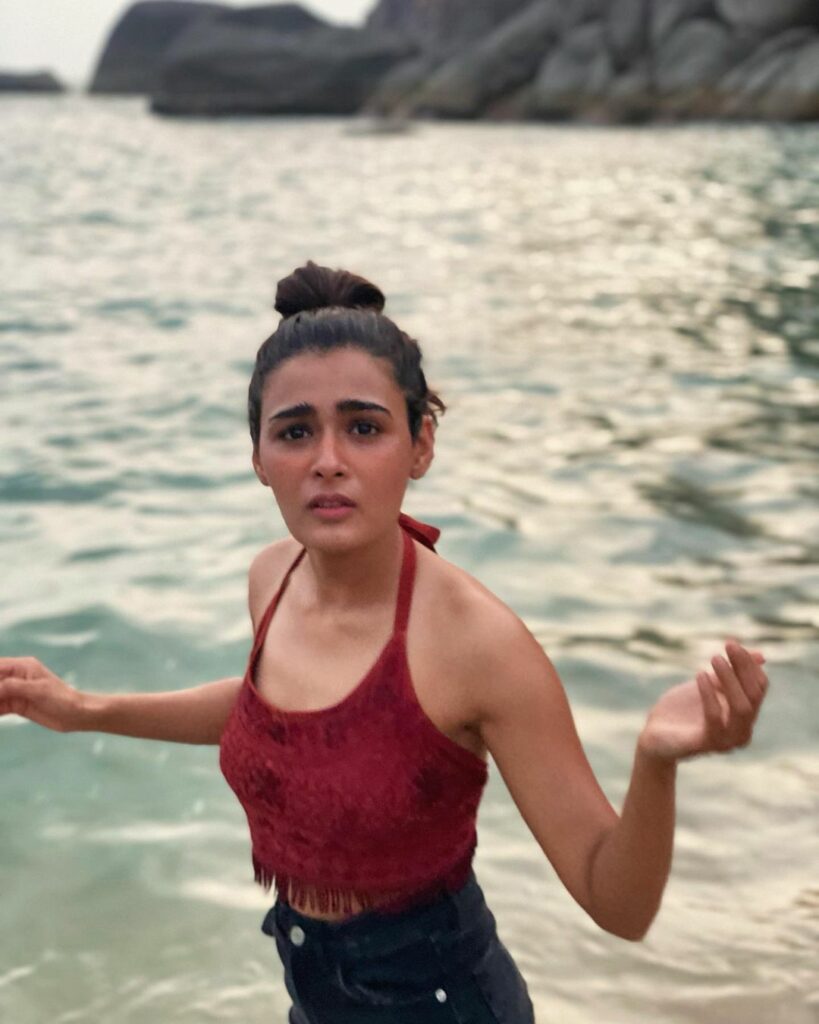 Shalini Pandey (3)