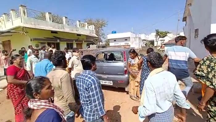 Tension in Gujjukunta: గుజ్జుకుంటలో టెన్షన్‌.. భారీ బందోబస్తునడుమ మల్లేశం అంత్యక్రియలు