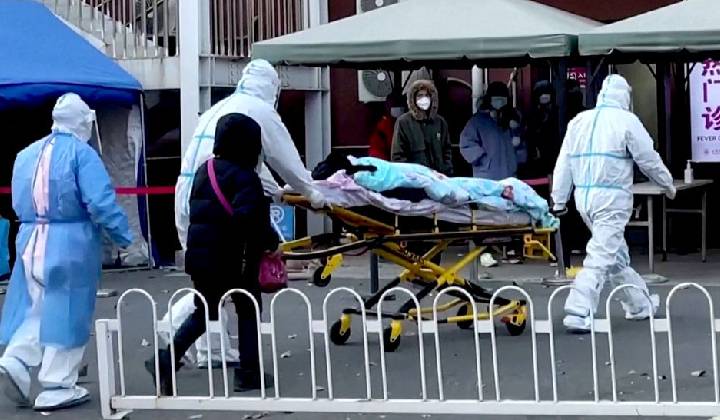 Covid-19: చైనాలో రోజుకు 10 లక్షల కేసులు.. 5 వేల మరణాలు..!