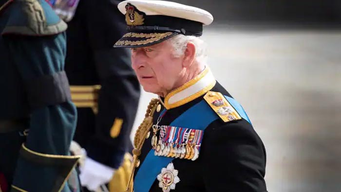 King Charles: కింగ్‌ చార్లెస్‌పై కోడిగుడ్లతో దాడి.. యువకుడు అరెస్ట్