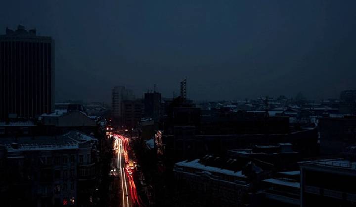 Russia-Ukraine War: అంధకారంలో ఉక్రెయిన్.. కీవ్‌ని స్వాధీనం చేసుకునే ప్లాన్‌లో రష్యా