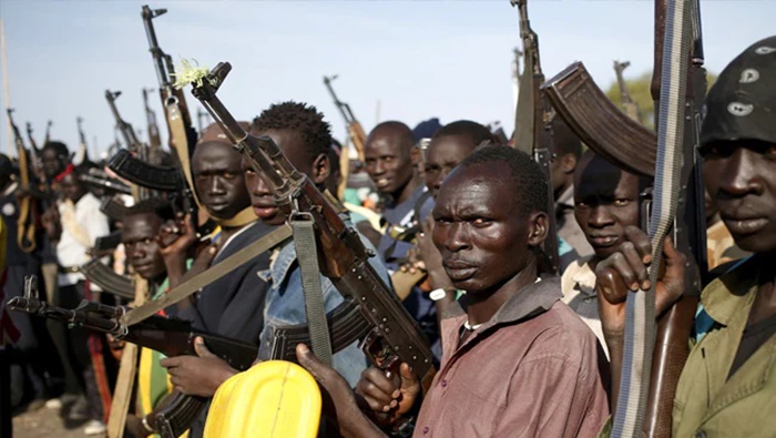 Ethnic Fighting: 4 రోజుల పాటు జరిగిన జాతి పోరులో 56 మంది మృతి