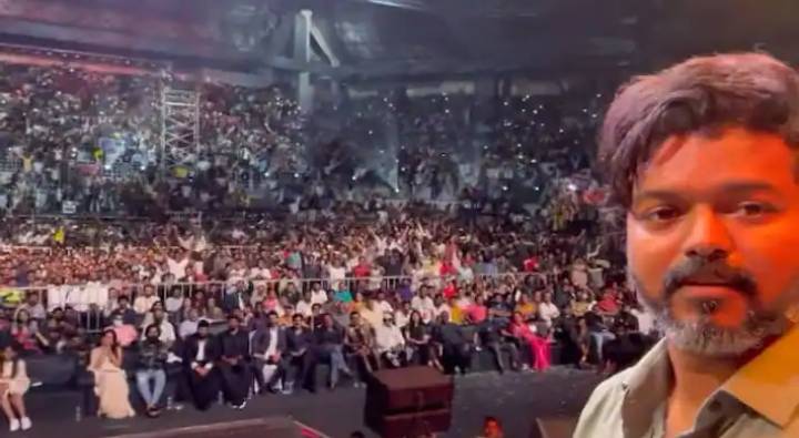 Thalapathy Vijay: సెల్ఫీ కాదు, ఈ సారి సెల్ఫీ వీడియో.. అభిమానులతో విజయ్ చేసిన వీడియో వైరల్‌