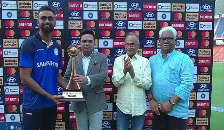 Vijay Hazare Trophy: రుతురాజ్ నాలుగు సెంచరీలు వృథా.. విజయ్ హజారే ట్రోఫీ సౌరాష్ట్ర కైవసం