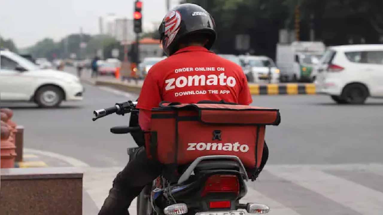 Zomato Biryani : ఏంటి సామి ఇది.. ఎంత ఇష్టమైతే ఏడాదిలో ఇన్ని బిర్యానీలా..