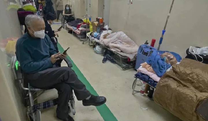 China: చైనాలో కోవిడ్ కల్లోలం.. ఆస్పత్రుల్లో బెడ్లు లేవు.. బ్లాక్ మార్కెట్‌లో మందులు..
