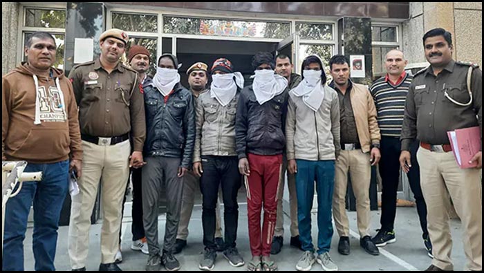 Delhi Crime: దొంగతనానికి వెళ్లి.. శవమై తేలాడు