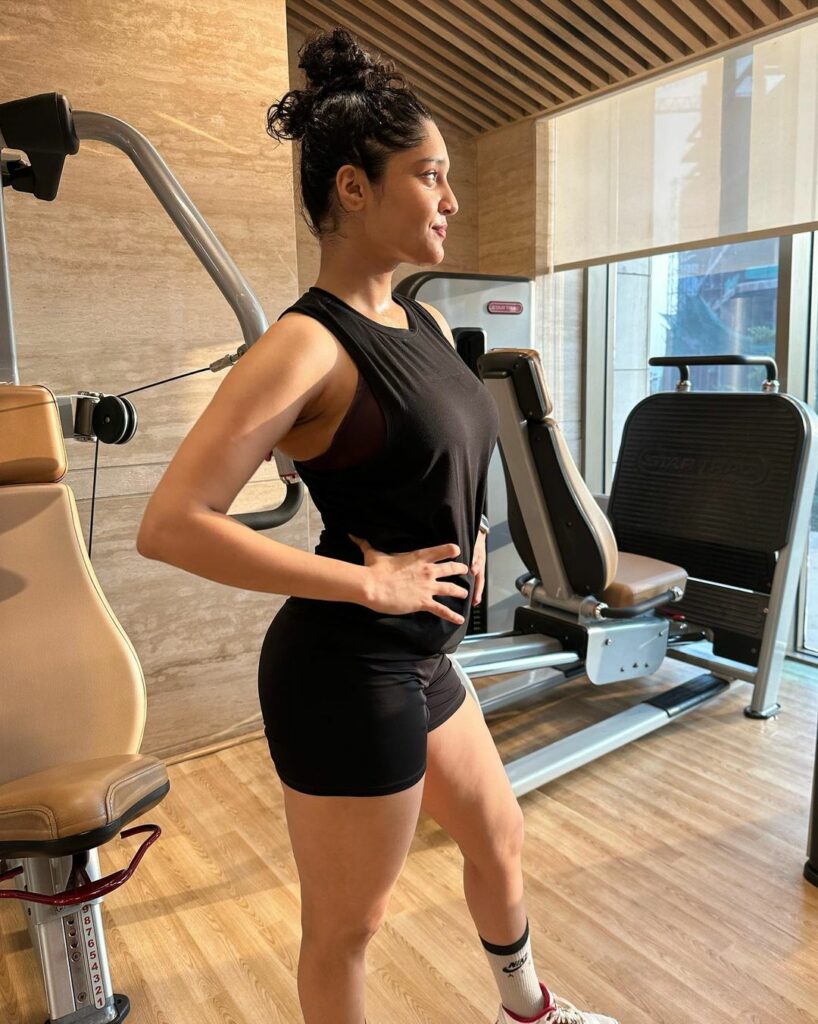 Ritika Singh (3)