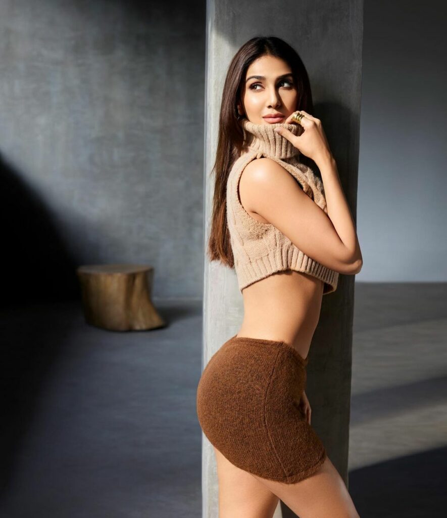 Vaani Kapoor (3)