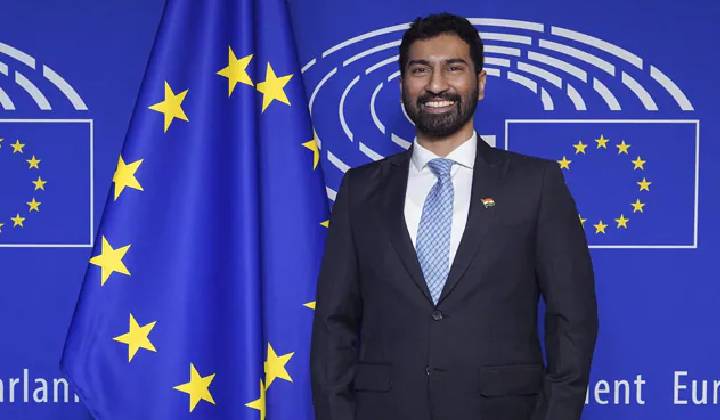 Congress: కాంగ్రెస్ కు బిగ్ షాక్.. ఏకే ఆంటోనీ కొడుకు పార్టీకి రాజీనామా..