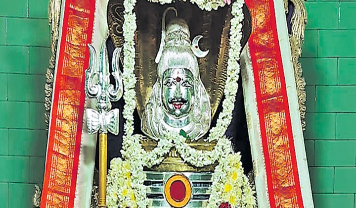 Guntur District: ఈ ఆలయాన్ని సందర్శిస్తే.. అవివాహితులకు పెళ్లి, సంతానం లేని వారికి పిల్లలు