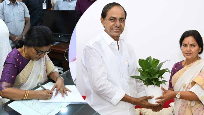 Shanti Kumari : బాధ్యతలు స్వీకరణ.. సీఎంను కలిసిన కొత్త సీఎస్‌