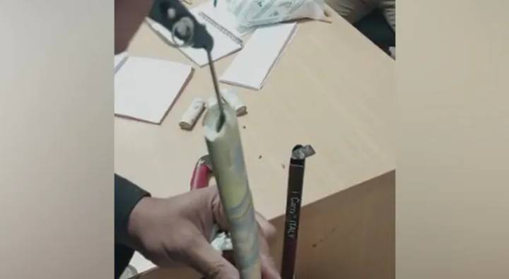 Viral : ఎక్కడి నుంచి వస్తాయిరా ఇలాంటి ఐడియాలు.. ట్రాలీ బ్యాగ్‌ హ్యాండిల్‌లో రూ.64 లక్షలు