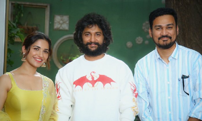 Ruhani Sharma: నాని చేతుల మీదుగా ‘హర్’  టీజర్!