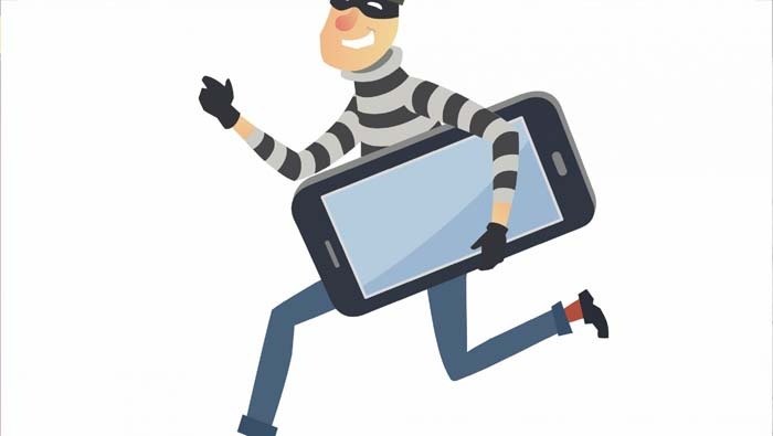 Mobile Theft: కర్మరా బాబు.. మొబైల్ పోయిందని స్టేషన్‎కు పోతే నిమిషాల్లోనే బైక్ పోయింది