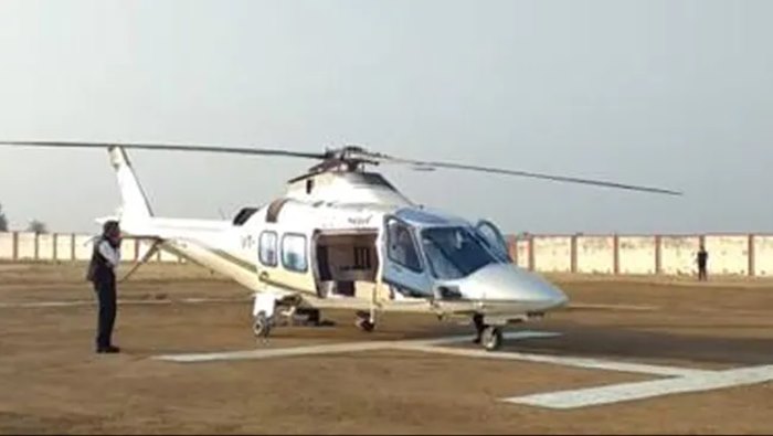 Madhya Pradesh: పండగ రోజు సీఎంకు తప్పిన ముప్పు.. హెలికాప్టర్ ఎమర్జెన్సీ ల్యాండింగ్!