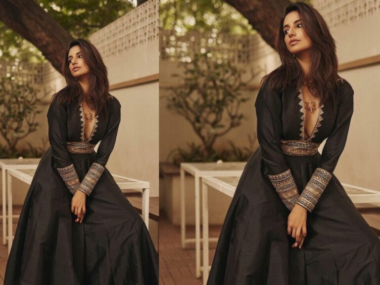 Meenakshi Chaudhary: హిట్ 2 భామ క్లివేజ్ షో తో హీటెక్కిస్తోందే