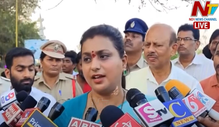 Minister Roja