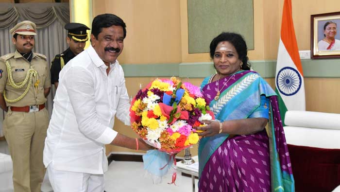 Governor Tamilisai : బడ్జెట్‌ సమావేశాలకు గవర్నర్‌ను ఆహ్వానించిన తెలంగాణ ప్రభుత్వం