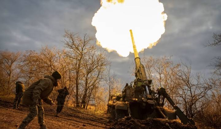 Ukarine War: ఉక్రెయిన్‌కు పాకిస్తాన్ సాయం.. భారీగా మందుగుండు సామాగ్రి సరఫరా..