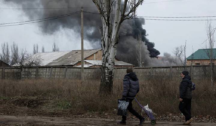 Ukraine War: కీవ్‌పై విరుచుకుపడిన రష్యా.. మిసైళ్లు, డ్రోన్లతో అటాక్..