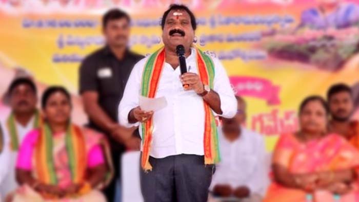 BRS MLA Aroori Ramesh: సైకో లెక్క బండి సంజయ్‌.. పిచ్చోడి లెక్క రేవంత్‌ రెడ్డి