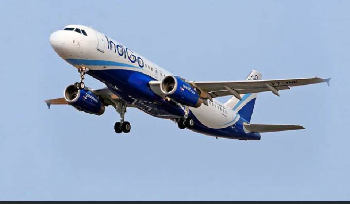 IndiGo: బీహార్ వెళ్లాల్సిన వ్యక్తిని రాజస్థాన్‌లో దించిన విమానం.. ఘటనపై డీజీసీఏ విచారణ