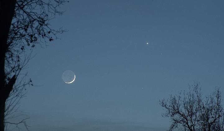 Planetary Conjunction: ఆకాశంలో అద్భుతం.. శుక్రుడు, గురుడు, చంద్రుల అరుదైన సంయోగం..