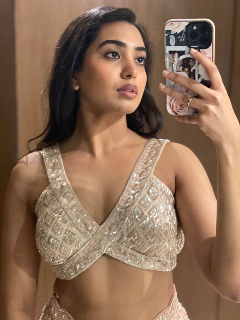 Shivathmika Rajashekar (4) Min