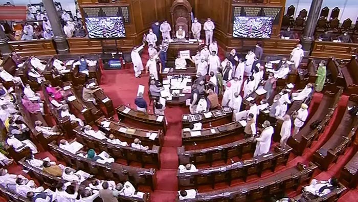 Parliament Sessions : అదానీ కంపెనీ హిండెన్‌బర్గ్ నివేదికపై చర్చను కోరిన బీఆర్‌ఎస్‌ నేతలు