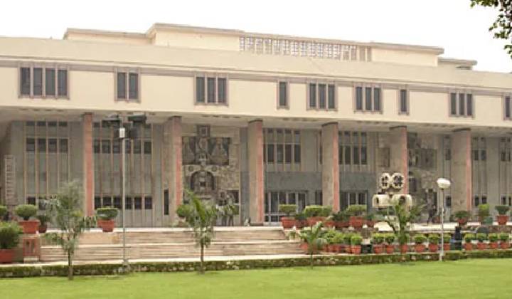 Delhi High Court: భర్తపై భార్య వేధింపులు.. విడాకుల కేసులో ఢిల్లీ హైకోర్టు కీలక వ్యాఖ్యలు