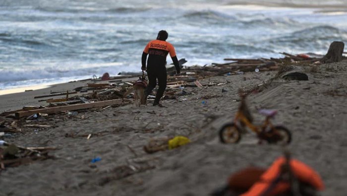 Italy Coast: సముద్రంలో పడవ బోల్తా.. 59 మంది దుర్మరణం
