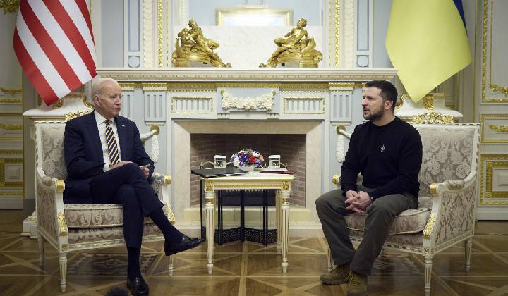 Joe Biden: అత్యంత రహస్యంగా బైడెన్ ఉక్రెయిన్ పర్యటన.. ఎయిర్ ఫోర్స్ వన్ లేకుండా.. రైలులో ప్రయాణం..