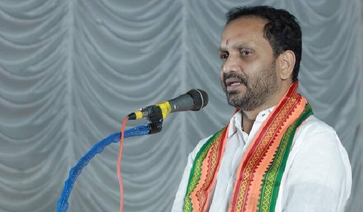 Kerala: మీకంటే ఆవులే నయం.. లెఫ్ట్ ప్రభుత్వంపై బీజేపీ విమర్శలు..