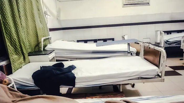 Pakistan: పాక్‌లో రోగుల పరిస్థితి దయనీయం.. మందుల్లేక పాట్లు పడుతున్న ప్రజలు