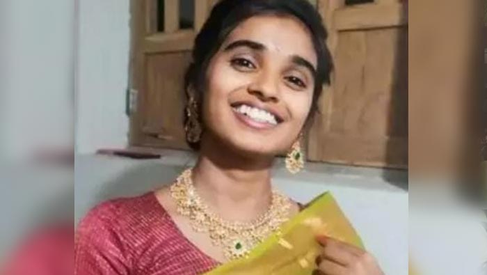 Rakshita Suicide : ప్రైవేటు ఫోటోలు బయటకు రావడంతో ఇంజనీరింగ్‌ విద్యార్థి ఆత్మహత్య