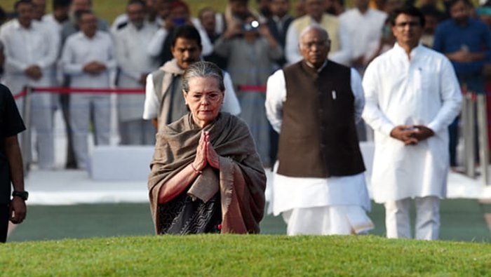 Congress: సోనియా గాంధీ రిటైర్‌ కావడం లేదు.. మార్గదర్శక శక్తిగా..