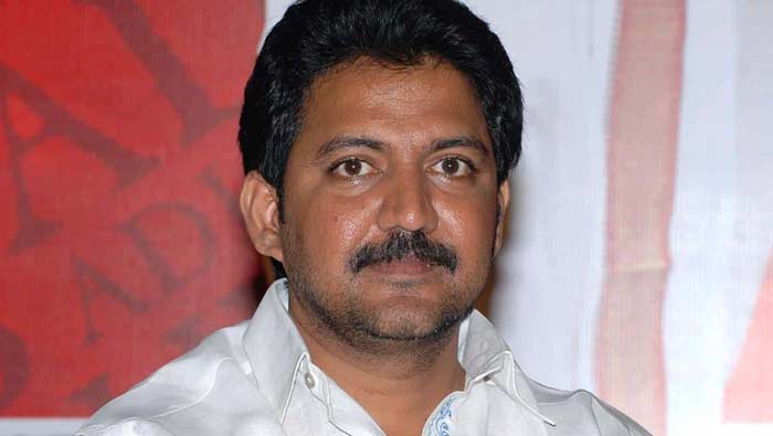Vallabhaneni Vamsi : చంద్రబాబు పెద్ద సైకో.. లోకేష్ పిల్ల సైకో