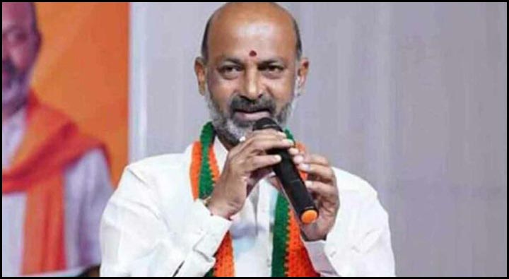 BJP: దీక్షను ప్రారంభించిన బండి సంజయ్